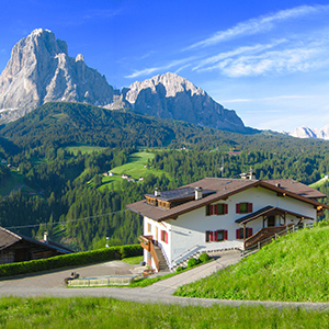 Bauer Dolomiti im Sommer