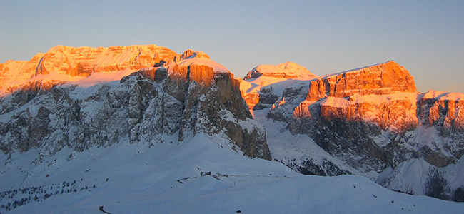 Paesaggio montanaro al crepuscolo